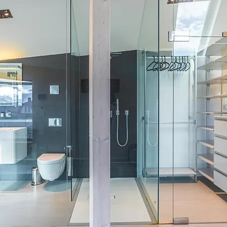 Luxury Emilly - Pool, Sauna And Jacuzzi